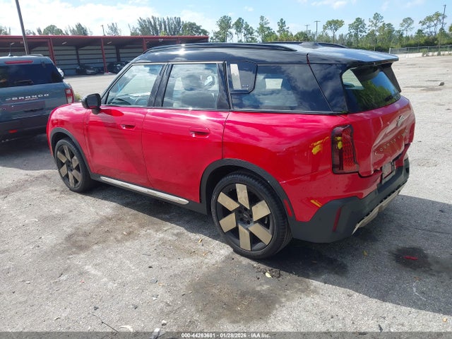 2025 MINI COUNTRYMAN WMZ23GA00S7R09082 Photo 2