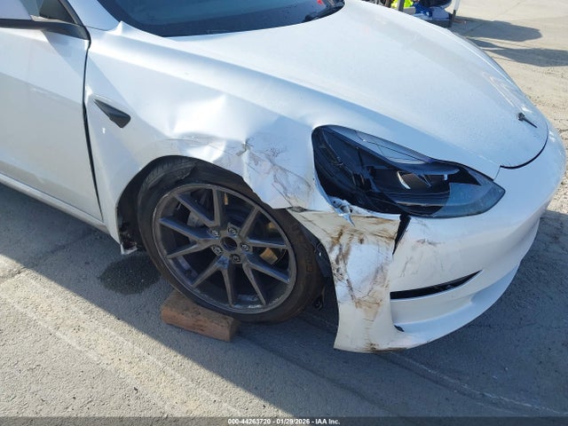 Продаж на аукціоні авто 2022 Tesla Model 3 Rear-wheel Drive, vin: 5YJ3E1EA2NF241184, номер лоту: 44263720