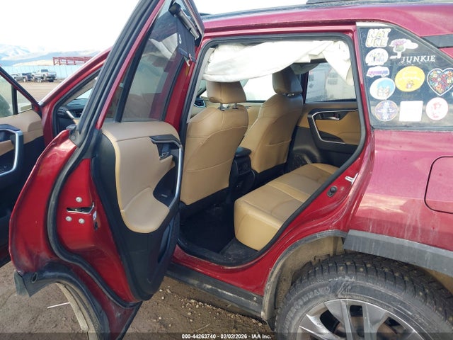 2019 TOYOTA RAV4 JTMA1RFV7KD006334 Photo 7