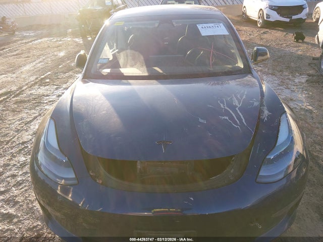44263747 :رقم المزاد ، 5YJ3E1EA0NF372291 vin ، 2022 Tesla Model 3 Rear-wheel Drive مزاد بيع