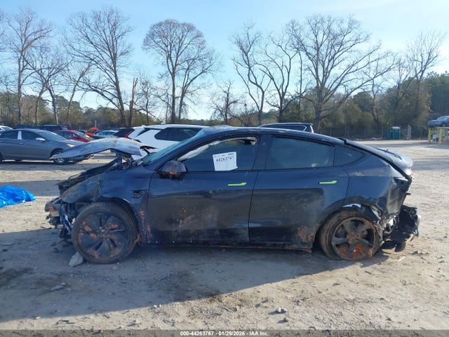 7SAYGDED0TA500649 Tesla Model Y
