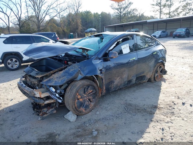 2026 TESLA MODEL Y 7SAYGDED0TA500649 Photo 1