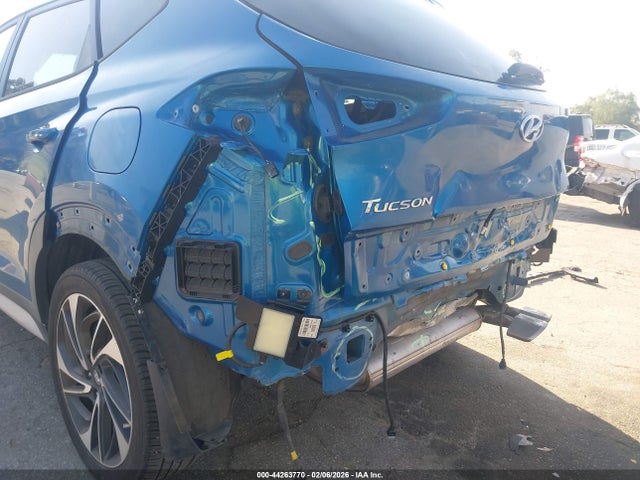 KM8J33AL1LU178515 Hyundai Tucson Sport
