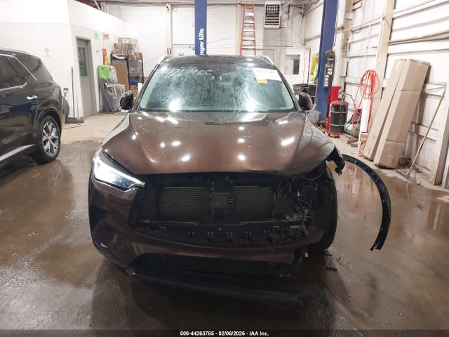 2020 Infiniti Qx50 Sensory Awd მანქანა იყიდება აუქციონზე, vin: 3PCAJ5M32LF102957, აუქციონის ნომერი: 44263785