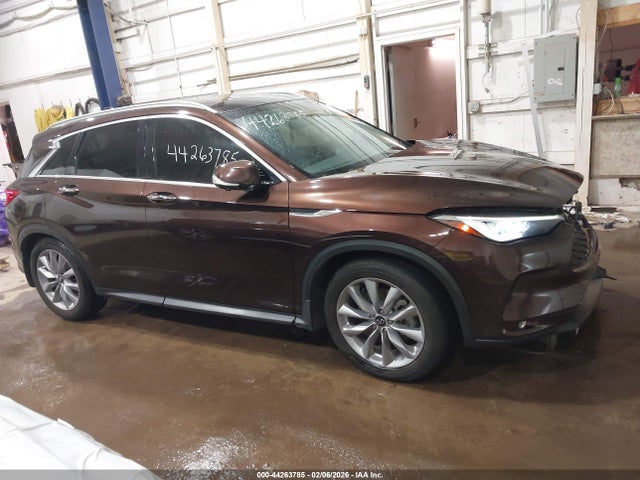 2020 Infiniti Qx50 Sensory Awd მანქანა იყიდება აუქციონზე, vin: 3PCAJ5M32LF102957, აუქციონის ნომერი: 44263785