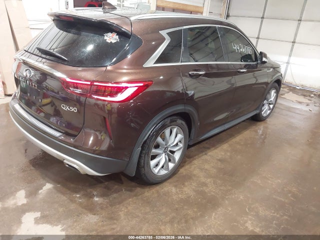 2020 Infiniti Qx50 Sensory Awd მანქანა იყიდება აუქციონზე, vin: 3PCAJ5M32LF102957, აუქციონის ნომერი: 44263785