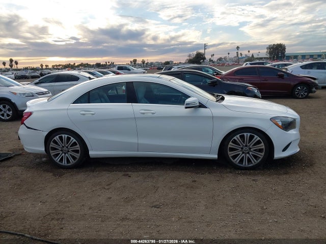 Mercedes-Benz CLA 250 2018 WDDSJ4EB5JN652596 Image 14