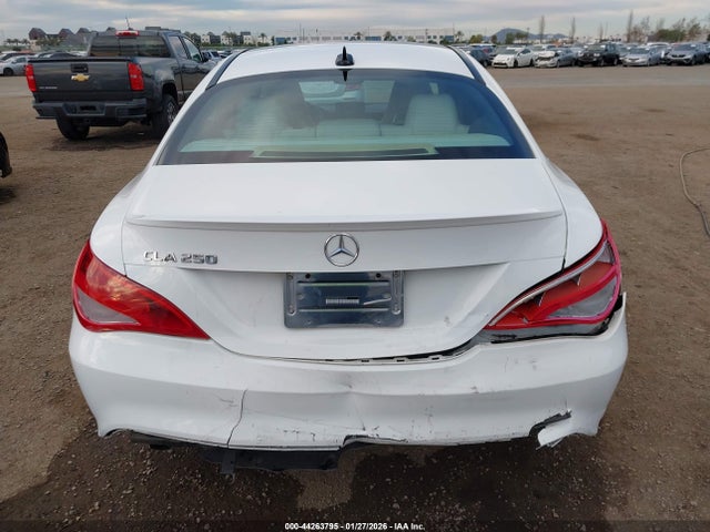Mercedes-Benz CLA 250 2018 WDDSJ4EB5JN652596 Image 17