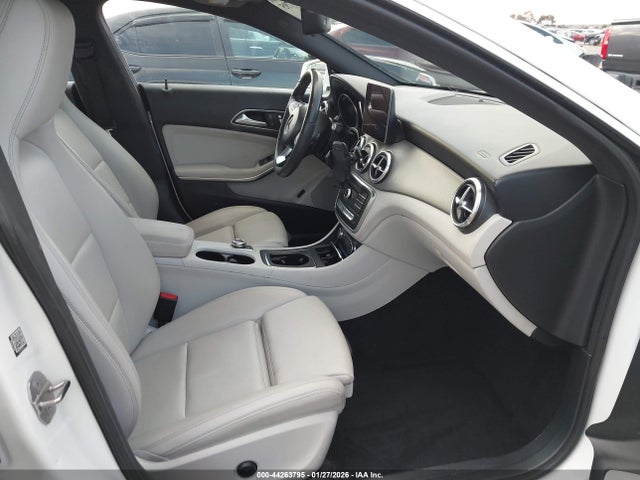 Mercedes-Benz CLA 250 2018 WDDSJ4EB5JN652596 Image 5