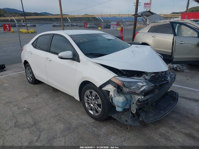 Toyota Corolla S 2015 2T1BURHE4FC433403 zdjęcie główne