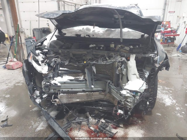 1GNEVJKW8JJ254718 Chevrolet Traverse Premier
