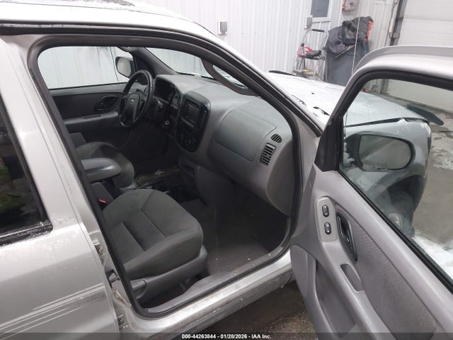 2002 FORD ESCAPE 1FMCU04162KA28764 Photo 4