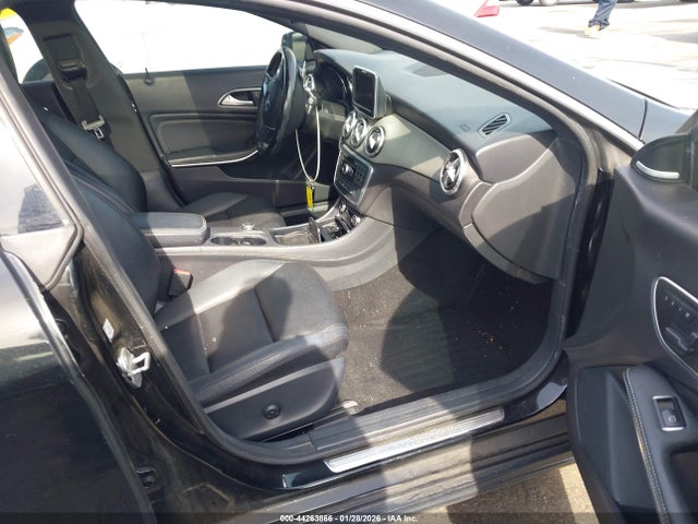 Mercedes-Benz CLA 250 2014 WDDSJ4EB4EN096027 Image 5