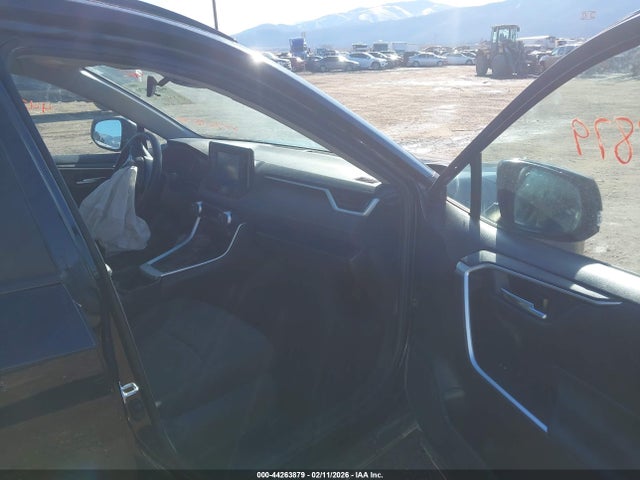 2021 TOYOTA RAV4 2T3P1RFV7MW172725 Photo 4
