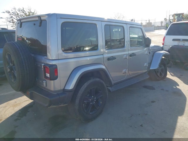 1C4HJXEG4KW651954 Jeep Wrangler Unlimited Sahara Altitude 4x4