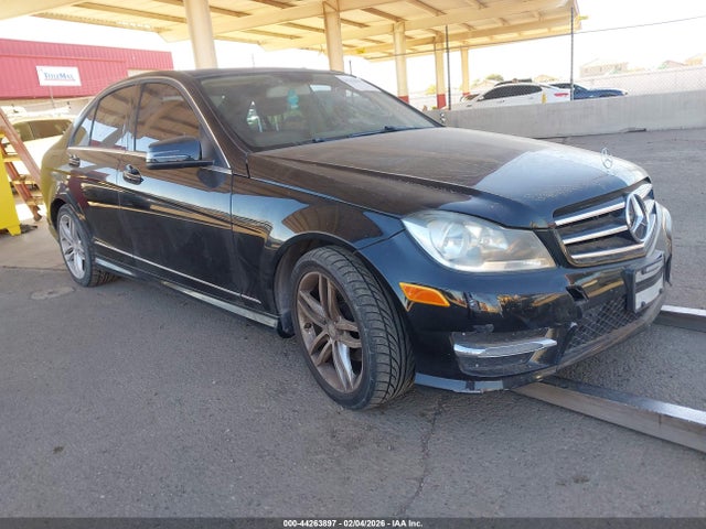 Mercedes-Benz C 250 Sport 2014 WDDGF4HB4ER318058 Image 1