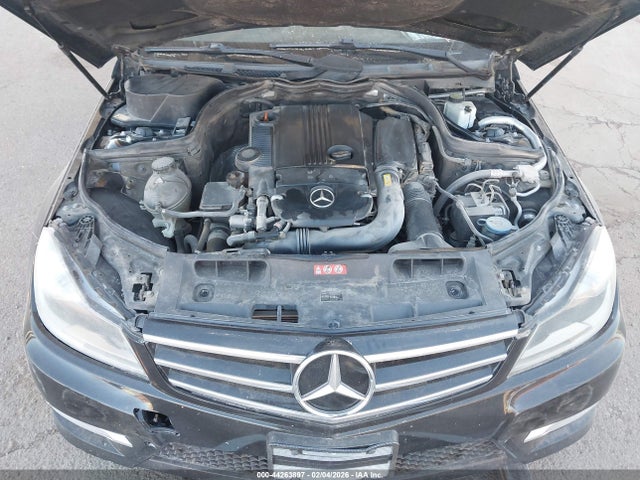 Mercedes-Benz C 250 Sport 2014 WDDGF4HB4ER318058 Image 10