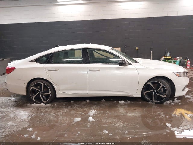 Продаж на аукціоні авто 2022 Honda Accord Sport, vin: 1HGCV1F32NA061049, номер лоту: 44263905