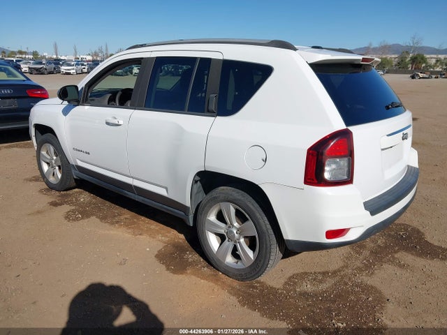 1C4NJCBA6GD675607 Jeep Compass Sport