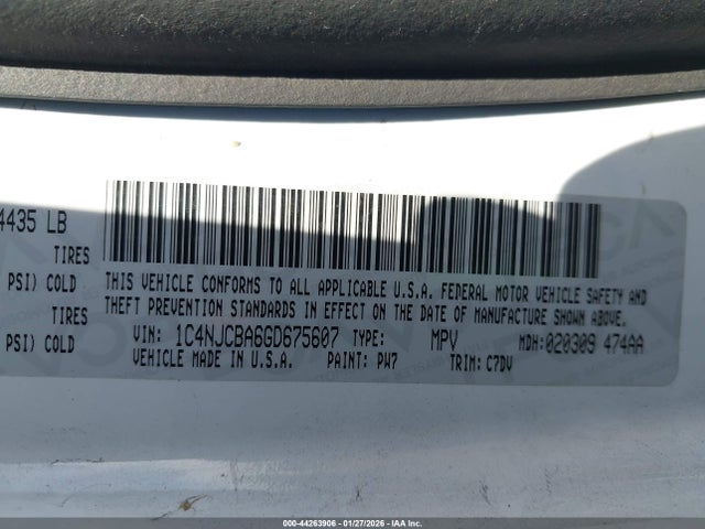 1C4NJCBA6GD675607 Jeep Compass Sport