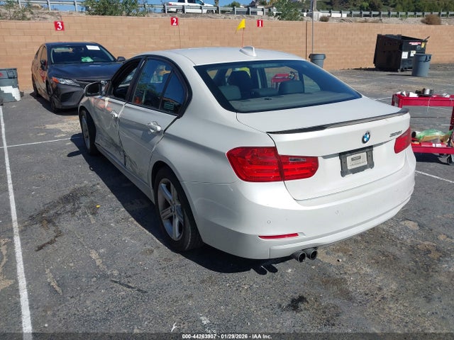 BMW 328I 2015 WBA3C1C58FK122519 Image 3