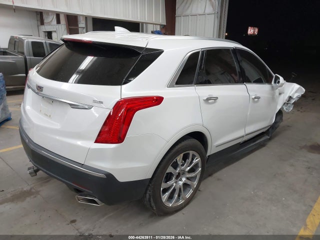 2017 CADILLAC XT5 1GYKNCRSXHZ218500 Photo 3