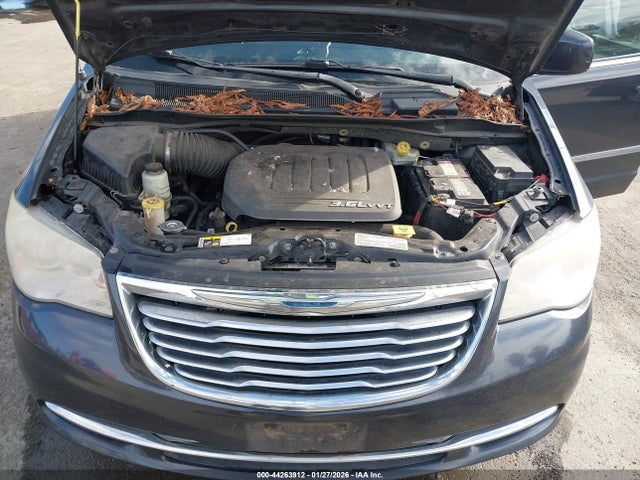 Продажа на аукционе авто 2013 Chrysler Town & Country Touring, vin: 2C4RC1BG6DR690878, номер лота: 44263912