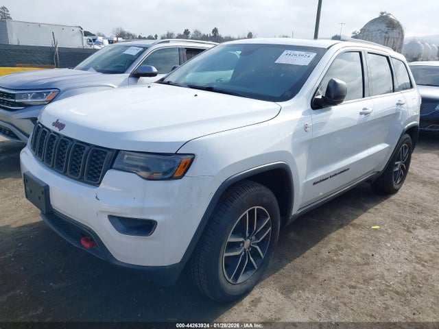 1C4RJFLG0JC138704 Jeep Grand Cherokee Trailhawk 4x4