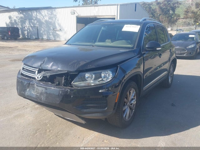 WVGRV7AX2HW505121 Volkswagen Tiguan 2.0t Wolfsburg Edition