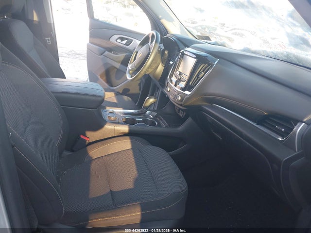 1GNEVFKW5JJ212939 Chevrolet Traverse Ls