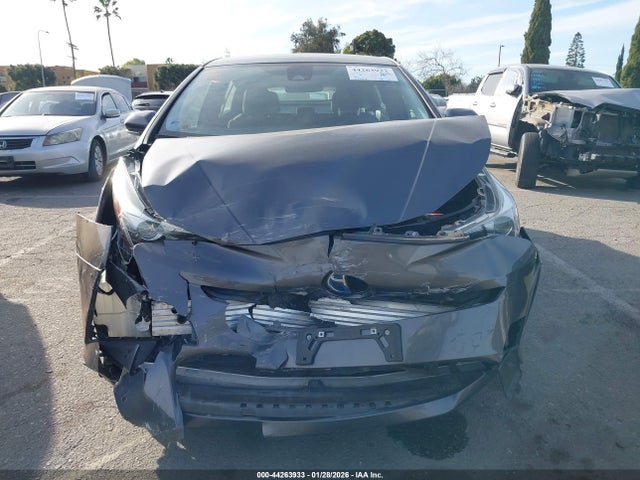 JTDKBRFU3J3058167 Toyota Prius Two