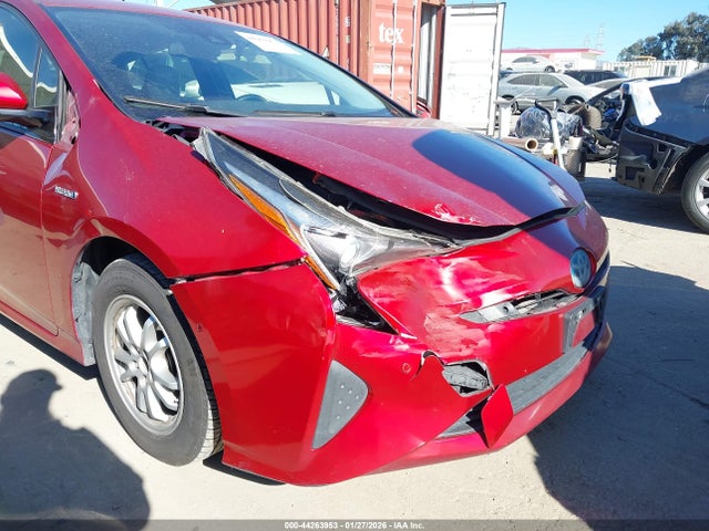 JTDKBRFU1H3567314 Toyota Prius Two