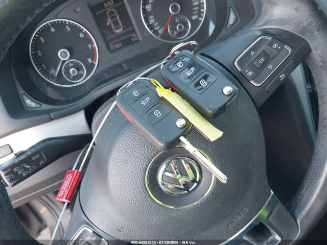 Aukcja sprzedaży 2013 Volkswagen Passat 2.5l Se, vin: 1VWBH7A3XDC084610, numer aukcji: 44263955