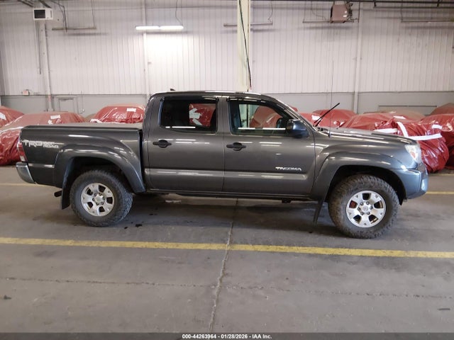 Toyota Tacoma Base V6 2015 5TFLU4EN8FX116334 Image 13
