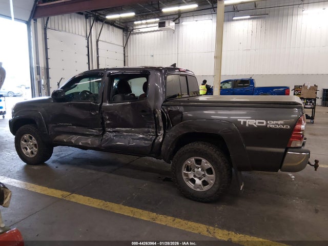 Toyota Tacoma Base V6 2015 5TFLU4EN8FX116334 Image 14