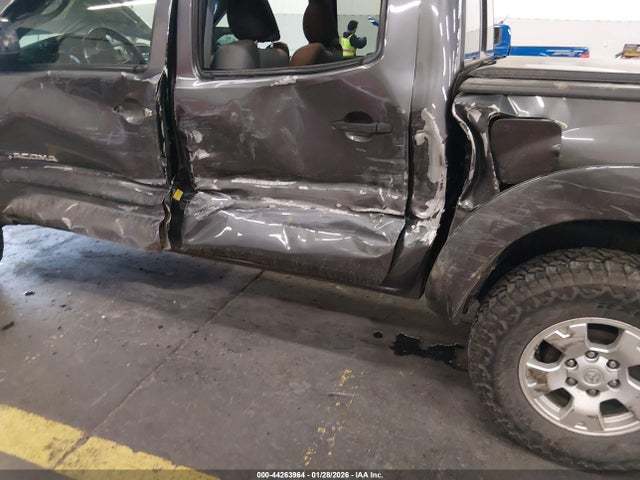 Toyota Tacoma Base V6 2015 5TFLU4EN8FX116334 Image 6