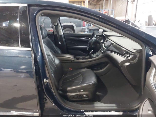Продажа на аукционе авто 2017 Buick Lacrosse Premium, vin: 1G4ZR5SS1HU160798, номер лота: 44263978