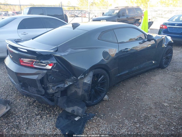 2017 CHEVROLET CAMARO 1G1FF1R7XH0207661 Photo 3