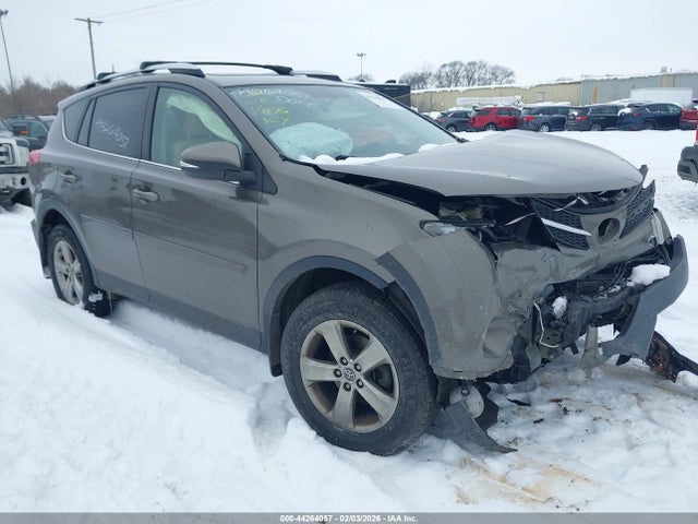 2015 TOYOTA RAV4 JTMRFREVXFD137897