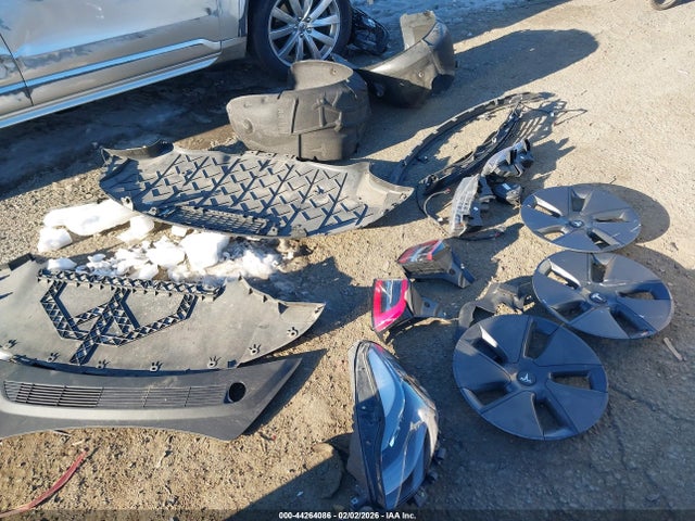 Продаж на аукціоні авто 2023 Tesla Model 3 Rear-wheel Drive, vin: 5YJ3E1EA5PF544446, номер лоту: 44264086