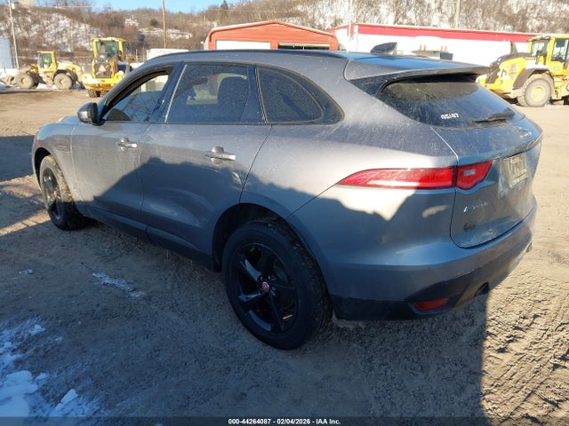 2020 JAGUAR F-PACE SADCJ2FX0LA658043 Photo 2