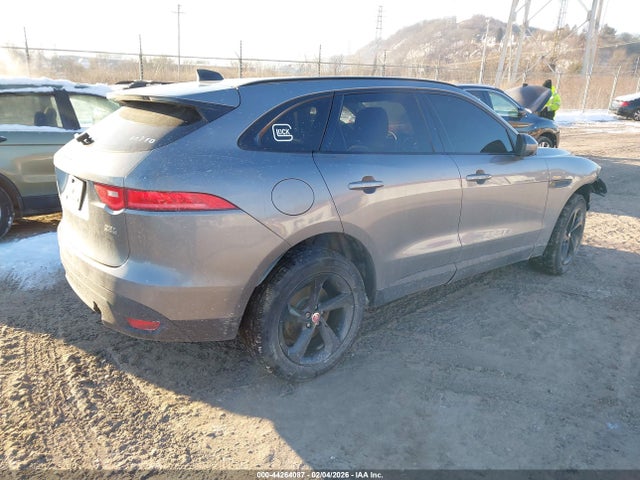 2020 JAGUAR F-PACE SADCJ2FX0LA658043 Photo 3