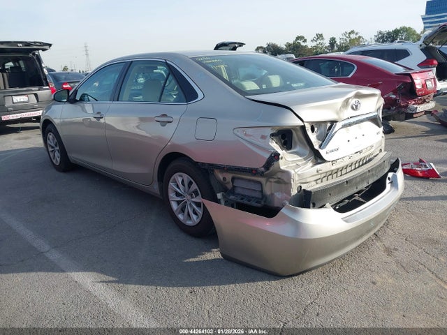 4T1BF1FKXHU413940 Toyota CAMRY LE