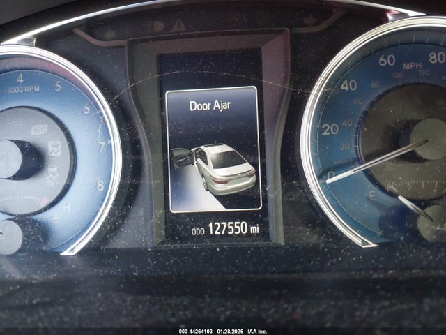 4T1BF1FKXHU413940 Toyota CAMRY LE