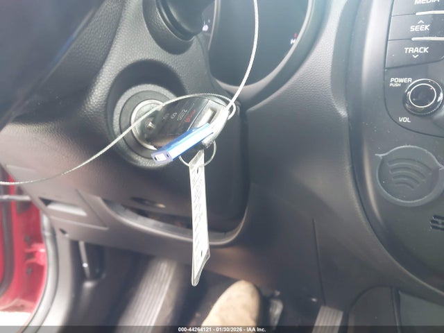 KIA SOUL + 2019 KNDJP3A52K7652558 Image 11