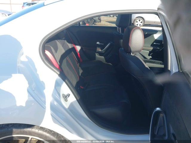 2021 MERCEDES-BENZ AMG A 35 W1K3G5BB1MJ263964 Photo 7