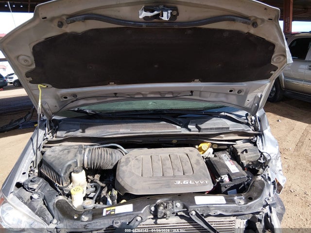 2C4RDGCGXHR735972 Dodge Grand Caravan Sxt