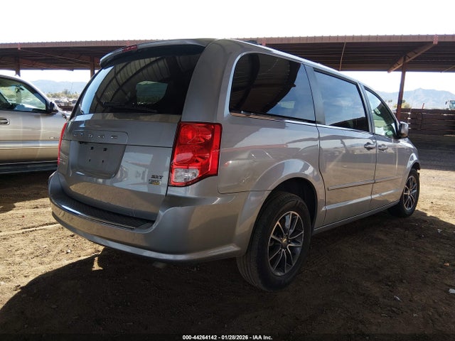 2C4RDGCGXHR735972 Dodge Grand Caravan Sxt