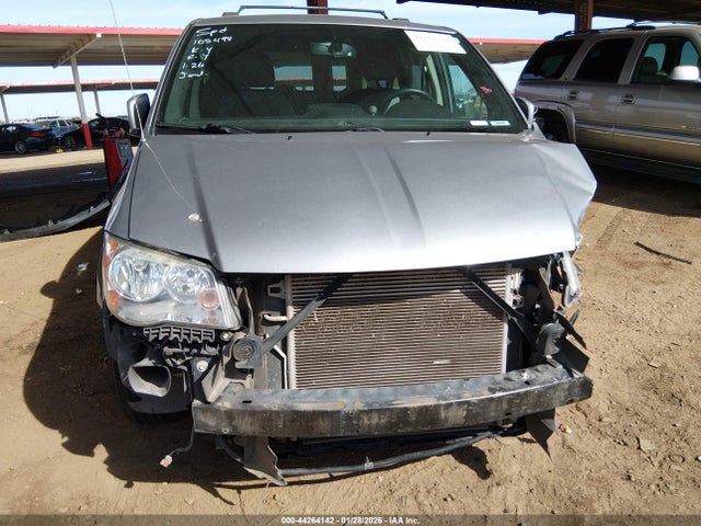 2C4RDGCGXHR735972 Dodge Grand Caravan Sxt