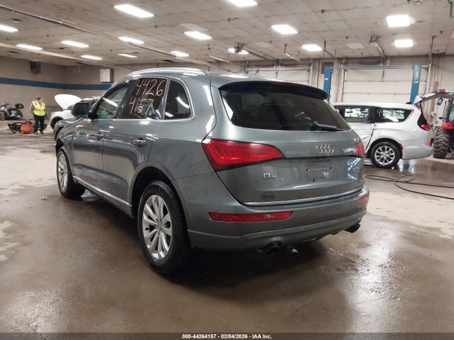 2015 Audi Q5 2.0t Premium მანქანა იყიდება აუქციონზე, vin: WA1LFAFP0FA113370, აუქციონის ნომერი: 44264157